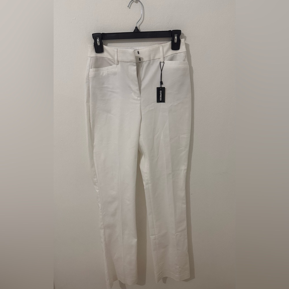 NEW WITH TAGS NWT Express Columnist Barely Booth High Rise Size 0R -White